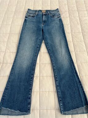MOTHER jeans insider crop step fray